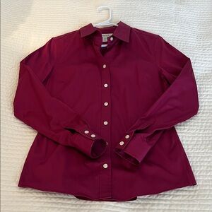 Banana Republic Button Down Shirt Fuchsia Non-Iron Fitted Stretch fabric Size 4